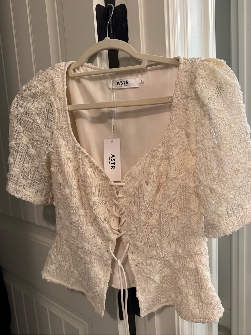 ASTR Cream Lace Crochet Tie-Front Puff Sleeve Top